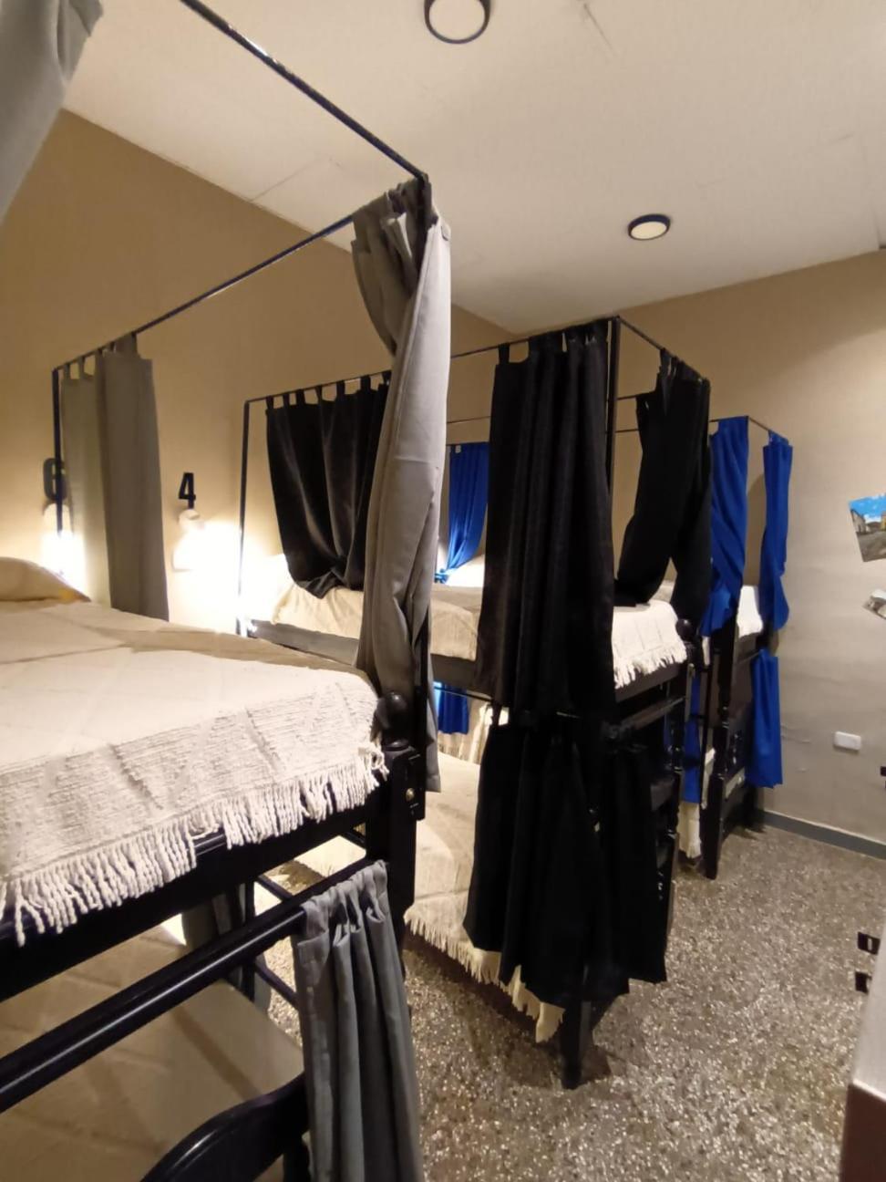 Hostel Marilian Сальта Екстер'єр фото